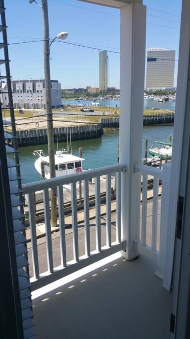 Awesome Water Front Home 4 Bedrooms & 4 Bathrooms! Sleeps 10 Atlantic City Esterno foto